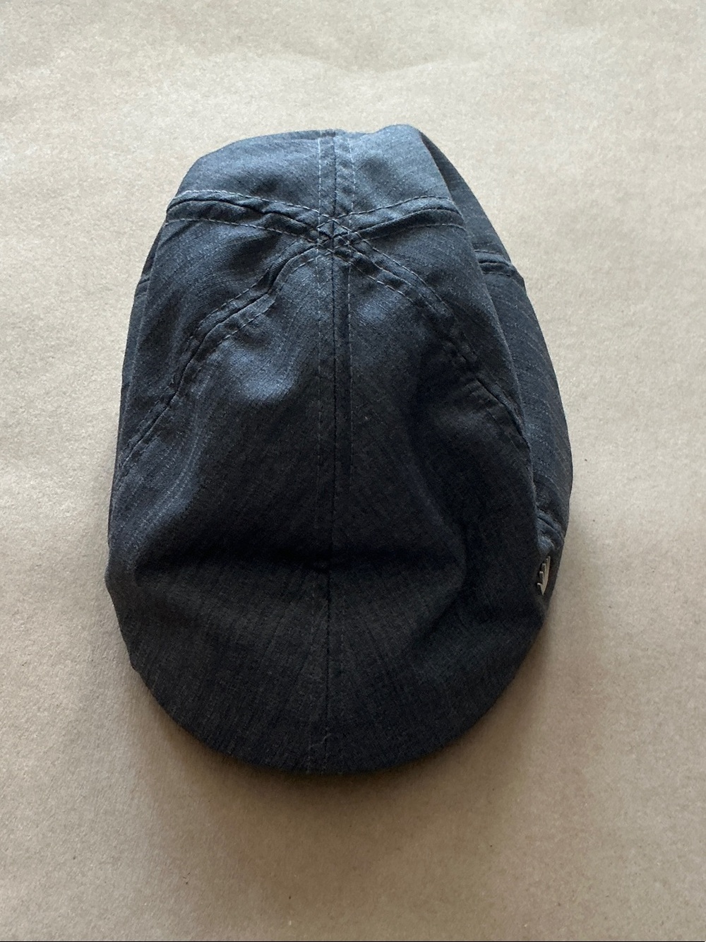 Men's Charcoal Flat Cap - Lightweight Casual Hat